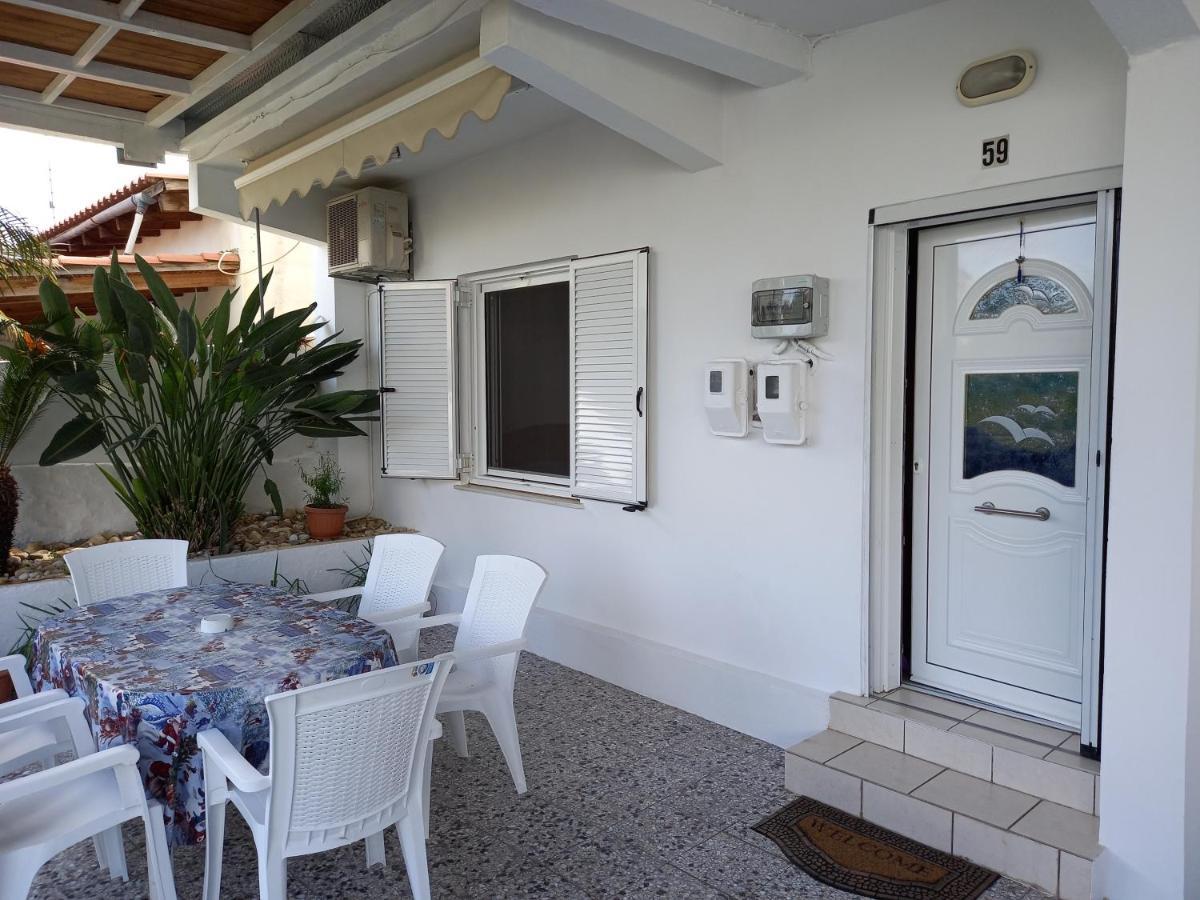 Daire Alexandros Cosy House For Family Vacation *